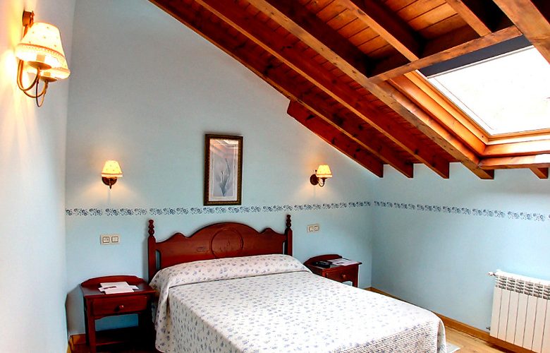 habitacion-hotel-rural-lalloru Hotel Rural L´Alloru Llanes