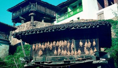 Horreos en Rio Caliente